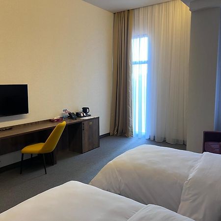 Grand Plaza Hotel Самарканд Экстерьер фото