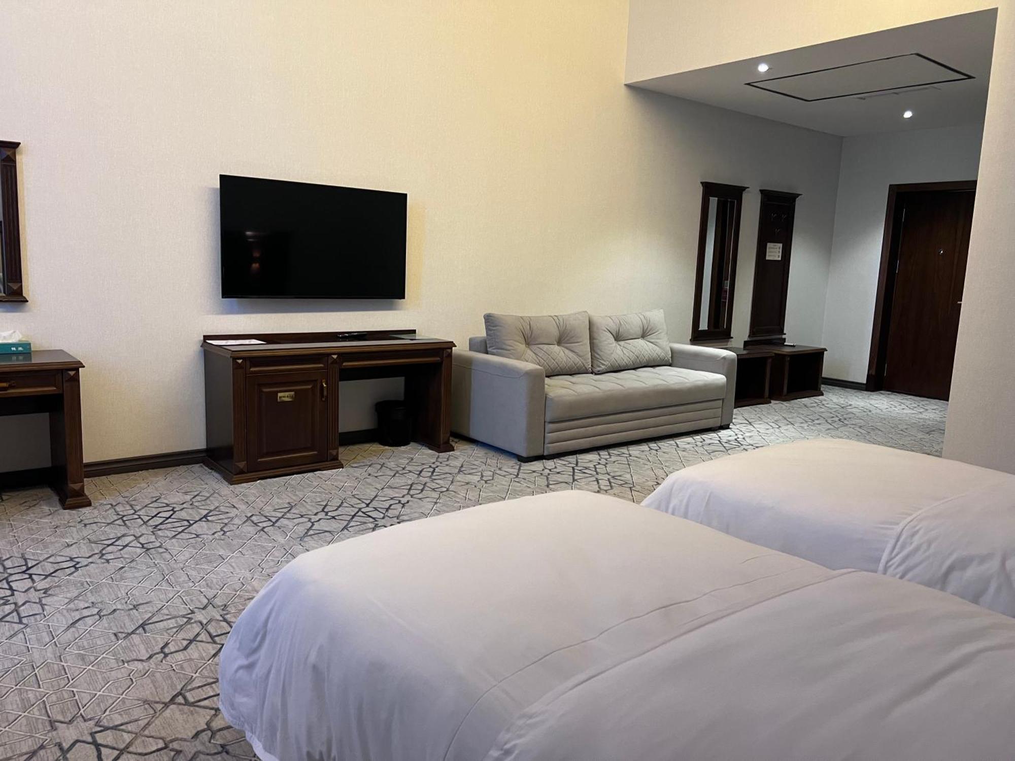 Grand Plaza Hotel Самарканд Экстерьер фото